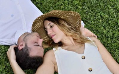 Bodas Temáticas Modernas en la Costa Brava: Fusionando Estilos para un Día Único